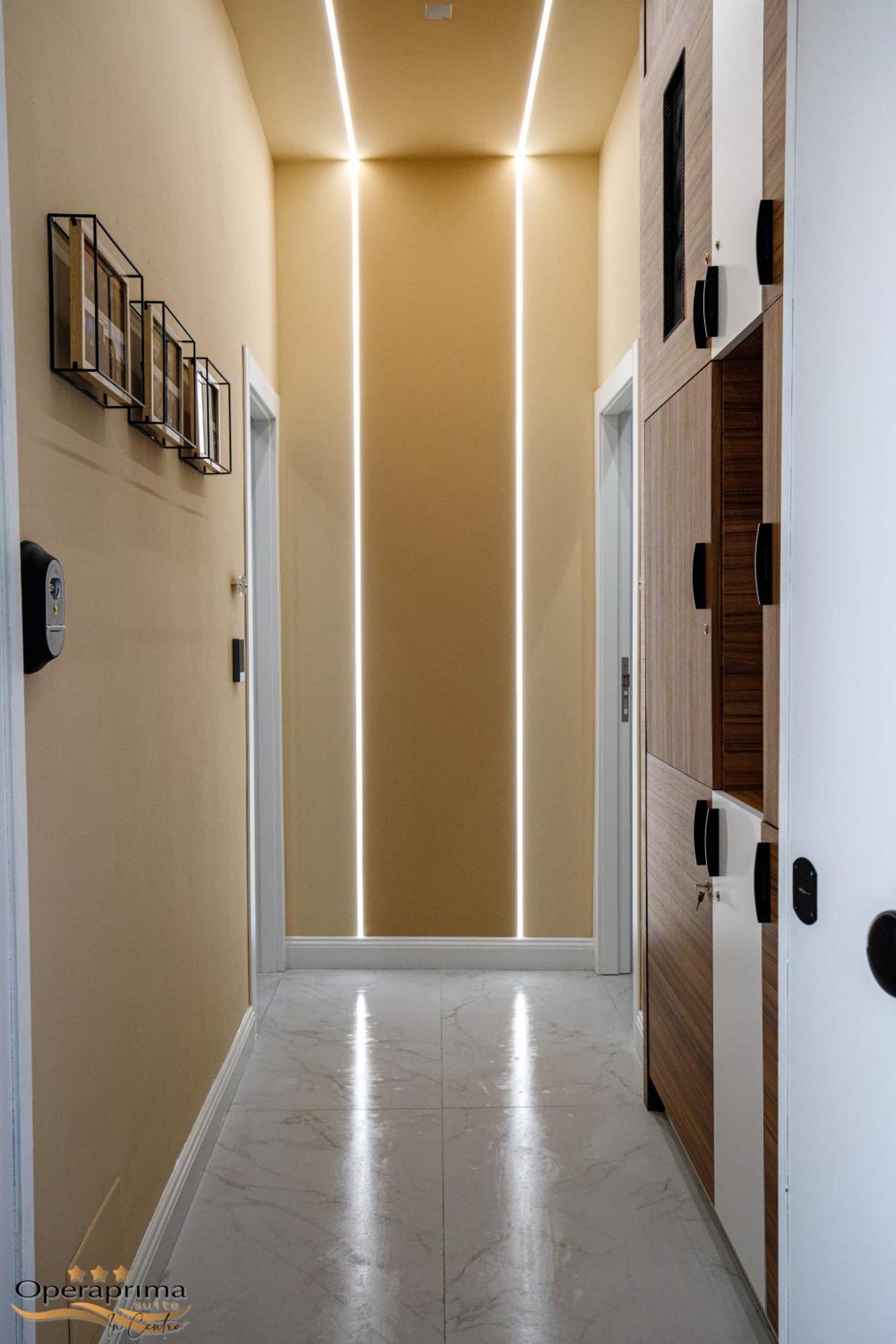 Operaprimasuite In Centro Gasthof Messina