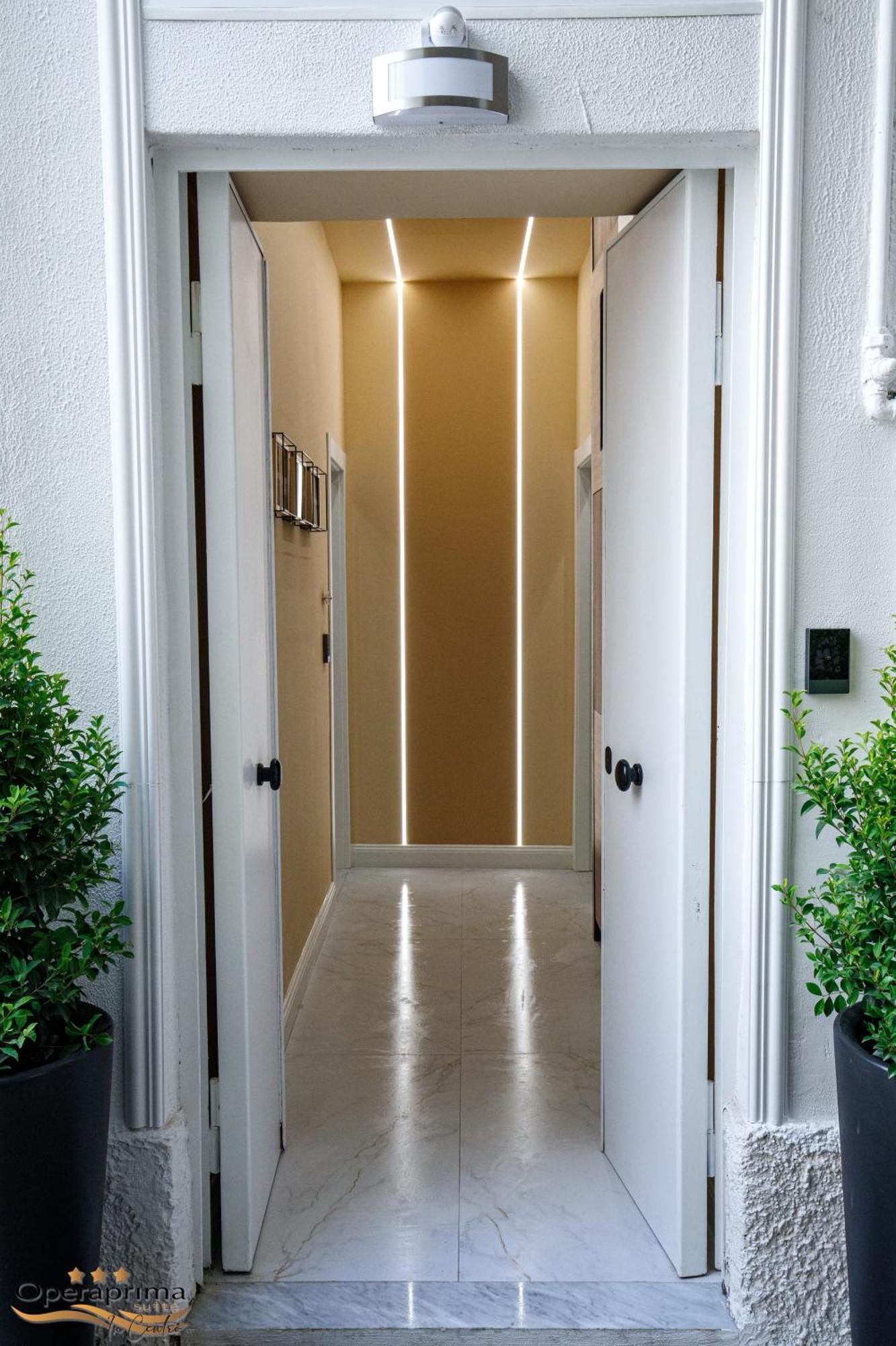 Operaprimasuite In Centro Gasthof *